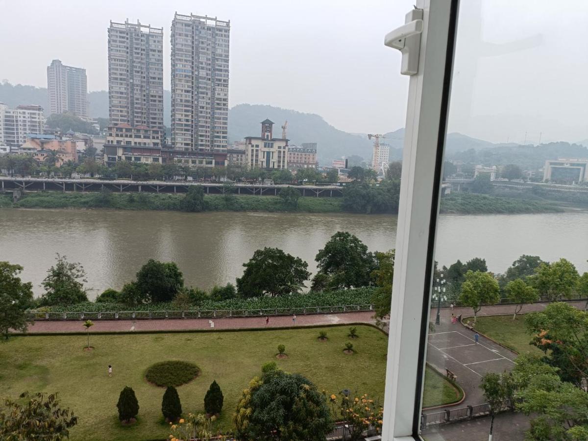 Song Hong View Hotel Lao Cai Exteriör bild